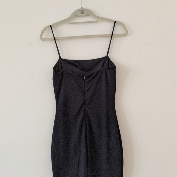 DONATED 💥 Lulu's Little Black Dress - Picture 2 of 4